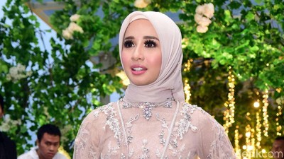 Laudya Cynthia Bella dan Engku Emran Si Pengantin Baru