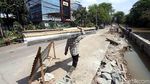 Perkuat Fungsi Sungai, Bibir Kali Pengairan Dibeton