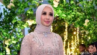 Bella mengumumkan jika dirinya dan mantan suaminya itu sudah sepakat untuk berpisah. Pool/Noel/detikFoto.