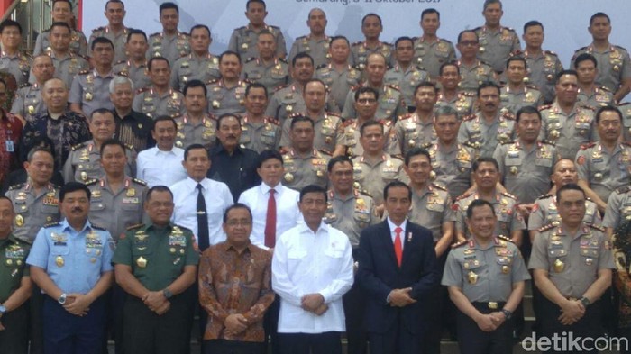 Jokowi Berharap TNI-Polri Solid Amankan Pilkada Serentak dan Pilpres