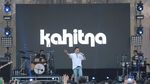Tercyduk! Wajah Bahagia Penonton Synchronize Fest Nonton Kahitna Bareng Pasangan