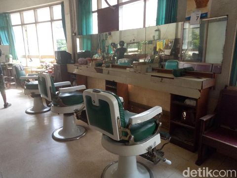 Melihat Model Rambut Pria Zaman Dari Masa ke Masa Melihat Model Rambut Pria Zaman Dari Masa ke Masa
