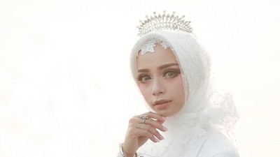 10 Inspirasi Model Hijab Pengantin untuk Tampil Glamor di Pesta Pernikahan