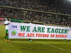 Elang Nigeria terbang ke Rusia. Nigeria lolos usai menjuarai Grup B zona Afrika dan akan berupaya melangkah lebih jauh dari babak 16 besar, pencapaian terbaiknya dalam sejarah Piala Dunia. Foto: Pius Utomi Ekpei/AFP Photo