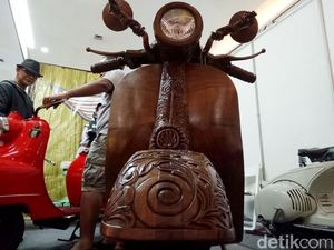 Punya Vespa dan Ingin Dibuat Vespa Kayu? Siapkan Rp 35-40 Juta