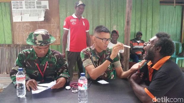 Penyakit yang umum diderita seperti malaria, kepala pusing, gangguan lambung atau pencernaan, gatal-gatal, reumatik, dan asam urat