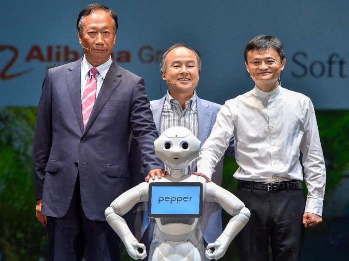 SUN VALLEY, ID - JULY 08: Masayoshi Son, founder and chief executive officer of SoftBank, the chief executive officer of SoftBank Mobile, and current chairman of Sprint Corporation, attends the Allen & Company Sun Valley Conference on July 8, 2015 in Sun Valley, Idaho. Many of the worlds wealthiest and most powerful business people from media, finance, and technology attend the annual week-long conference which is in its 33rd year.  (Photo by Scott Olson/Getty Images)