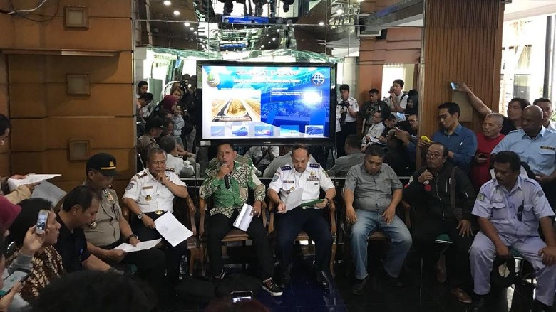 3 Poin Usulan untuk Atur Ojek Online di Jawa Barat 3 Poin Usulan untuk Atur Ojek Online di Jawa Barat