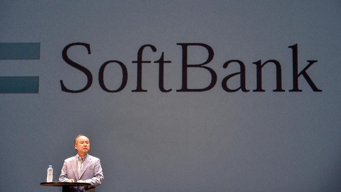 SUN VALLEY, ID - JULY 08: Masayoshi Son, founder and chief executive officer of SoftBank, the chief executive officer of SoftBank Mobile, and current chairman of Sprint Corporation, attends the Allen & Company Sun Valley Conference on July 8, 2015 in Sun Valley, Idaho. Many of the worlds wealthiest and most powerful business people from media, finance, and technology attend the annual week-long conference which is in its 33rd year.  (Photo by Scott Olson/Getty Images)