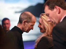 Harta Triliunan, Para Juragan Teknologi Ini Tetap Setia Pada Istrinya