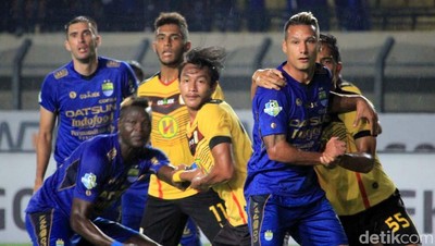 Persib Ditahan Imbang Barito Putera