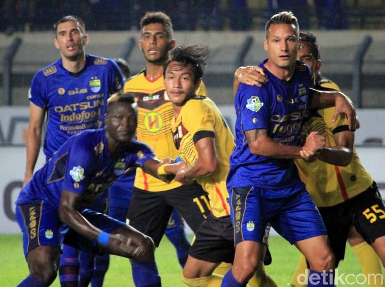Persib Ditahan Imbang Barito Putera