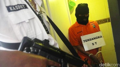 Pembunuhan Pasutri dalam Bedcover Direka Ulang