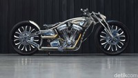 Begini tampang motor hasil modifikasi Andhika Pratama dari Kromworks. (Kustomfest).