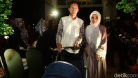 Fedi Nuril mengajak serta istri dan anaknya hadir dalam respsi tersebut. Foto: Noel/detikHOT