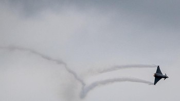Eurofighter Typhoon yang sangat lincah ini terutama dirancang sebagai air superiority fighter atau jenis pesawat yang bisa memasuki dan merebut wilayah udara musuh. Foto: Getty Images