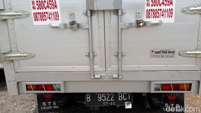 Dikejar PJR, Pencuri Mobil Boks Ditangkap di Tol Joglo