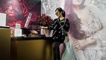 Endorse Syahrini Rp 100 Juta, Siapa yang Berani?