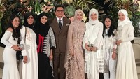 Acara tersebut berlangsung meriah dan dihadiri oleh beberapa selebriti Tanah Air. Mahardian Prawira Bhisma/detikHOT