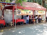 Mie Uleg Rio yang ada di Jalan Seulawah, Jakarta Timur.