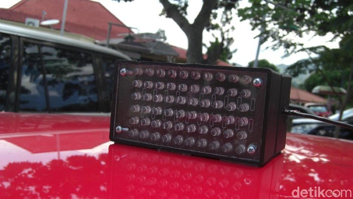 Lampu Sirine/Strobo