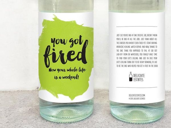 10 Label Botol Wine Ini Berisi Tulisan Unik dan Kreatif