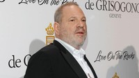 Harvey Weinstein adalah seorang mantan produser dan pendiri perusahaan The Weinstein Company yang bergerak di bidang studio film di Amerika Serikat. Pada Oktober 2017 dirinya diterpa isu pelecehan seksual, lebih dari 80 wanita selama 30 tahun terakhir menyuarakan pendapatnya mengenai pelecehan seksual yang dilakukan Harvey.Foto: Drew Angerer/Getty Images