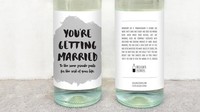 Ingin kasih kado wine untuk teman yang menikah? Beri saja wine berlabel Youre Getting Married ini. Foto: Delicate Estates