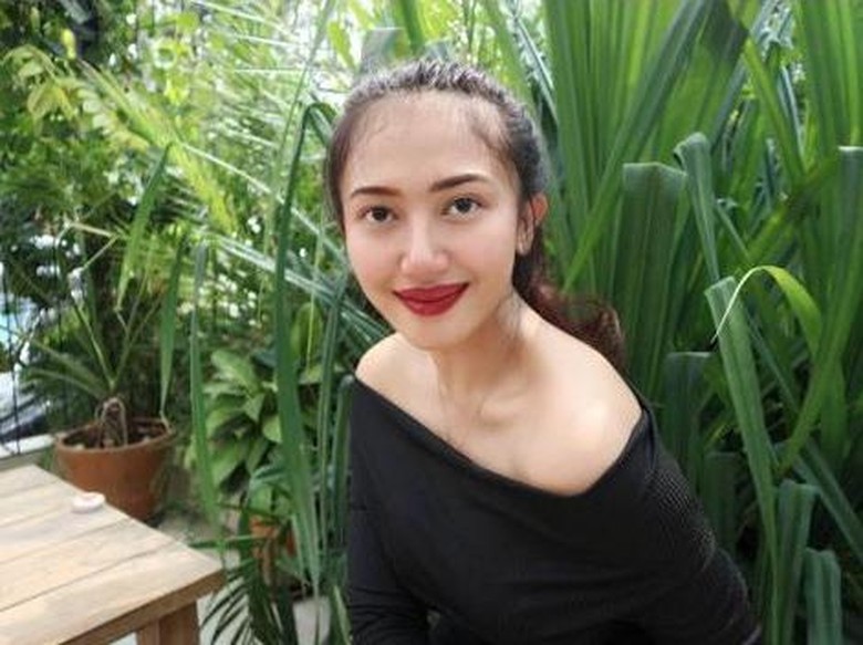 Putri Aa Gatot Bosan Selalu Dikaitkan dengan Sang Ayah Putri Aa Gatot Bosan Selalu Dikaitkan dengan Sang Ayah