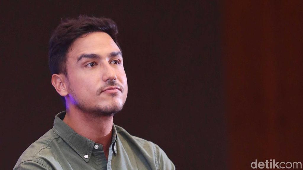 Heboh Screenshot Hamish Ajak Kencan Cewek, Ternyata Cuma Game