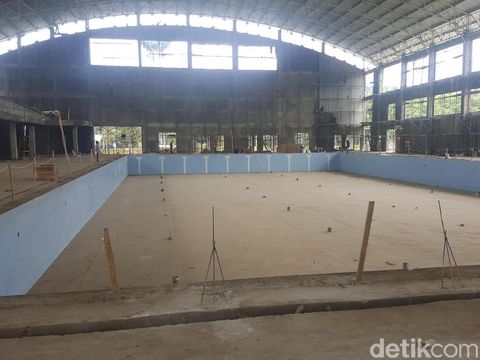 Kolam Renang Indoor Bertaraf Internasional/