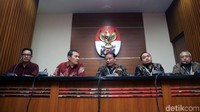 Hal itu disampaikan KPK dan Bawaslu dalam jumpa pers di gedung KPK, Jakarta, Selasa (10/10/2017).