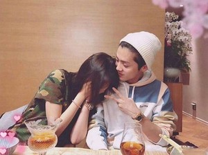 Luhan eks EXO dan Guan Xiao Tong Dikabarkan Sudah Menikah