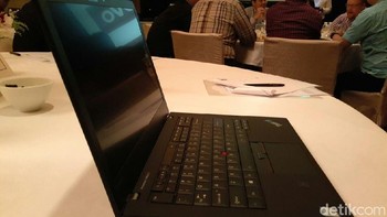 Tapi di balik desainnya yang dibuat bergaya lawas, spesifikasi yang diusung terbilang kelas wahid. Foto: detikINET/Yudhianto