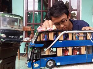 Stefanus Martin, Lulusan SMK yang Piawai Buat Miniatur Bus