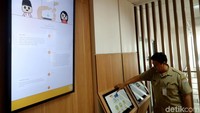 Mal Pelayanan Publik merupakan komitmen Pemprov DKI untuk meningkatkan kemudahan dalam memberikan pelayanan. Sehingga angka easy doing bussiness di Indonesia bisa mencapai di bawah angka 50 pada tahun 2019 nanti.