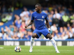 Bek = Antonio Rüdiger, dimainkan Conte di 45 laga. Foto: Michael Regan/Getty Images