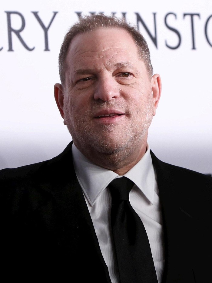 Harvey Weinstein FILE PHOTO: Film producer Harvey Weinstein attends the 2016 amfAR New York Gala at Cipriani Wall Street in Manhattan, New York February 10, 2016. REUTERS/Andrew Kelly/File Photo