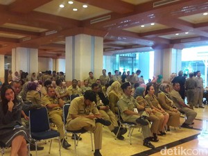 Bill Clinton Daftar CPNS di Pekanbaru