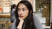 Namanya Suci Patia, ia putri dari guru spiritual yang tengah bermasalah itu. Foto: Instagram/suci.patia