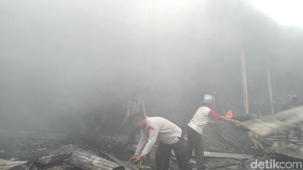 Kebakaran Pasar Purwasaba Banjarnegara Padam, 202 Los Ludes