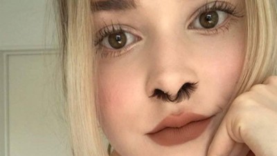 Lucu atau Menjijikkan? Potret Para Wanita yang Pamer Bulu Hidung