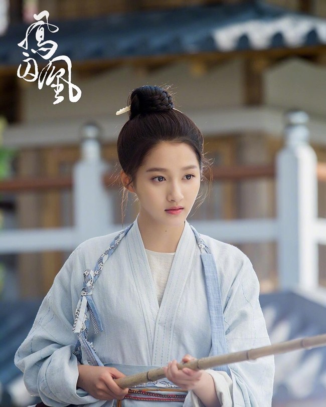 Guan Xiao Tong sendiri adalah seorang aktris yang cukup dikenal di negaranya. Pemain film The Promise tersebut dijuluki Nations Daughter oleh publik China. Foto: Instagram