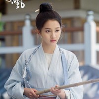 Guan Xiao Tong sendiri adalah seorang aktris yang cukup dikenal di negaranya. Pemain film The Promise tersebut dijuluki Nations Daughter oleh publik China. Foto: Instagram