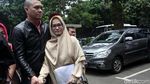 Ekspresi Lyra Virna Jalani Pemeriksaan Terkait Biro Haji