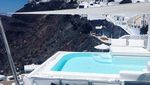 Inikah Tempat Menginap Paling Indah di Santorini?