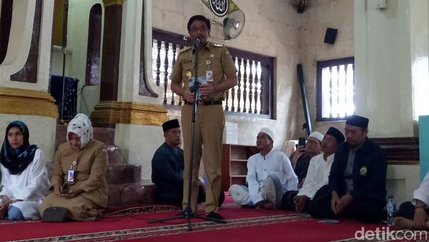 Djarot Ingin Masjid Angke dan Wisata Kota Tua Terintegrasi