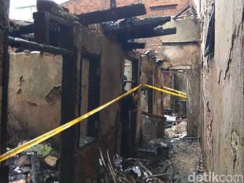  Kebakaran di Jl Padamulya, Angke, Tambora, Jakarta Barat