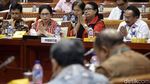Menteri PPPA Yohana Yembise Raker dengan Komisi I DPR