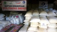 Bantuan-bantuan yang diberikan dari para relawan berupa pangan.